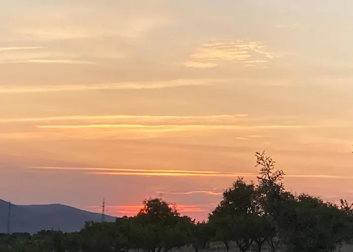 El Atardecer-luna アパートホテル